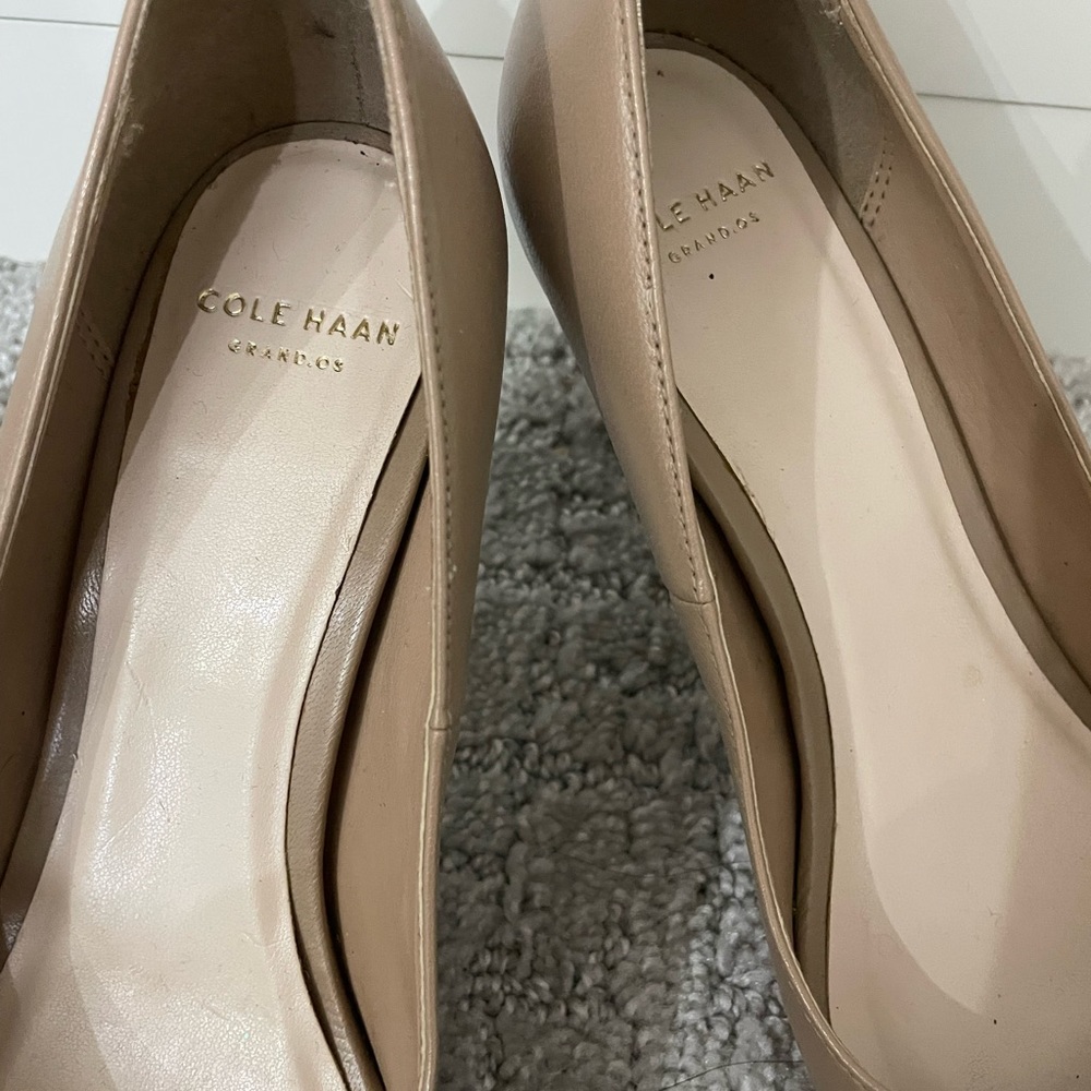 Leather pump heels